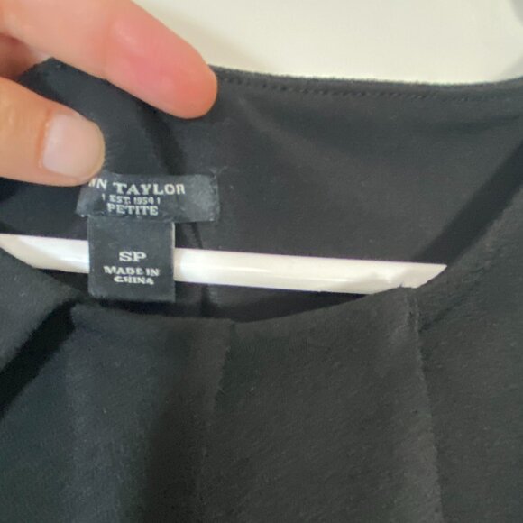 Ann Taylor: "Little Black Dress" Black Sheath Dress - Petite Small - Picture 5 of 6